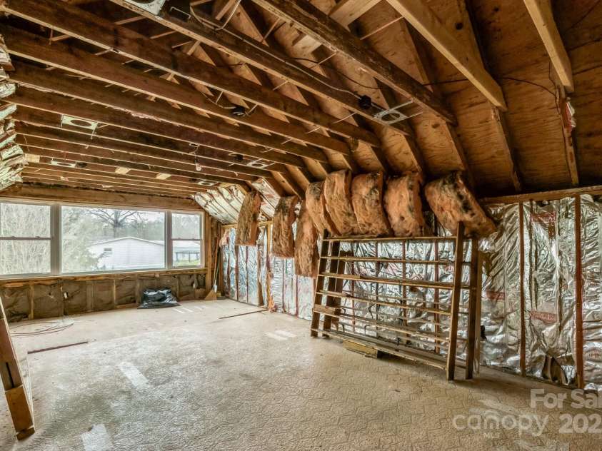 2705 Robinson Road, Newton, NC 28658.  MLS# CAR4241832, YatesRealty ID 12244. 