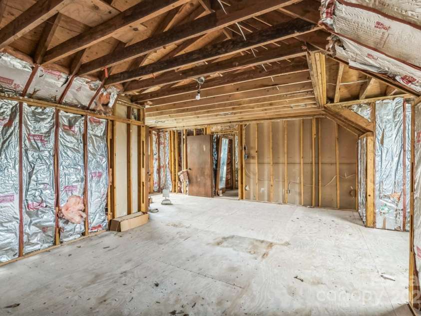 2705 Robinson Road, Newton, NC 28658.  MLS# CAR4241832, YatesRealty ID 12244. 