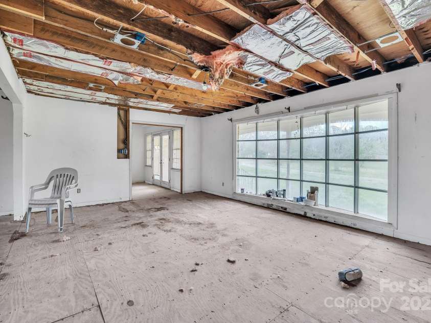 2705 Robinson Road, Newton, NC 28658.  MLS# CAR4241832, YatesRealty ID 12244. 