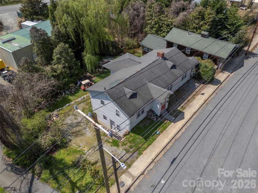 120 Howard Street, Tryon, NC 28782.  MLS# CAR4362646, YatesRealty ID 12246. 