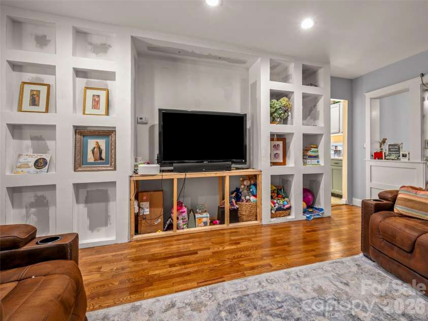 120 Howard Street, Tryon, NC 28782.  MLS# CAR4362646, YatesRealty ID 12246. 