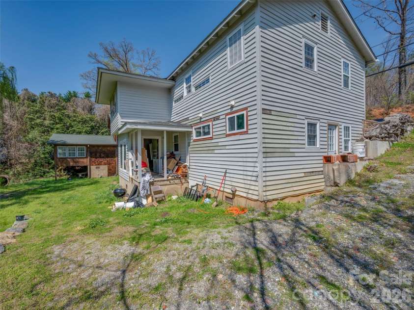 120 Howard Street, Tryon, NC 28782.  MLS# CAR4362646, YatesRealty ID 12246. 