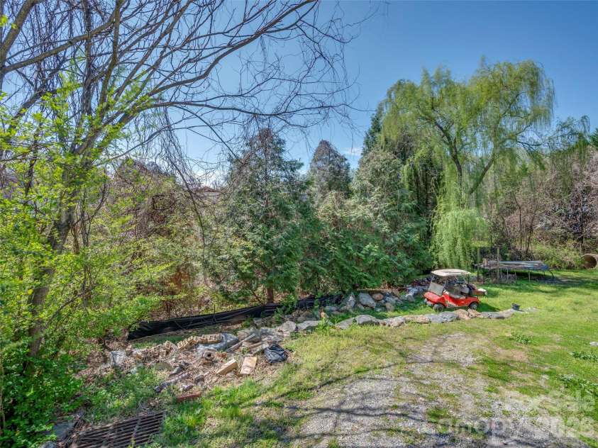 120 Howard Street, Tryon, NC 28782.  MLS# CAR4362646, YatesRealty ID 12246. 