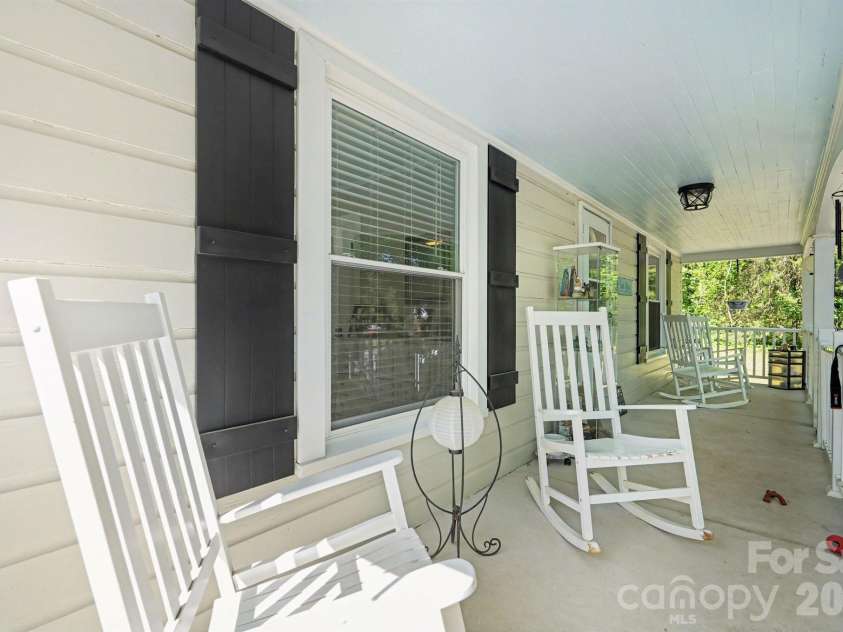 515 Chapel Street, Landis, NC 28088.  MLS# CAR4368837, YatesRealty ID 12247. 