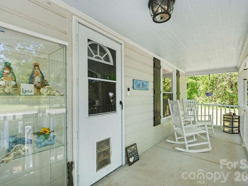 515 Chapel Street, Landis, NC 28088.  MLS# CAR4368837, YatesRealty ID 12247. 