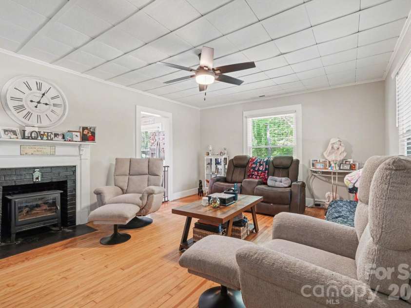 515 Chapel Street, Landis, NC 28088.  MLS# CAR4368837, YatesRealty ID 12247. 