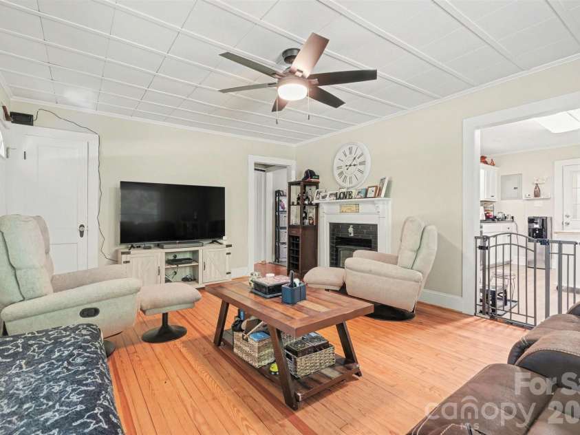515 Chapel Street, Landis, NC 28088.  MLS# CAR4368837, YatesRealty ID 12247. 