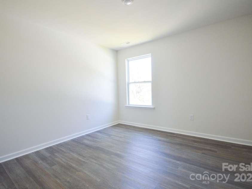 9 Lillian Lane, Hendersonville, NC 28792.  MLS# CAR4184109, YatesRealty ID 12247. 