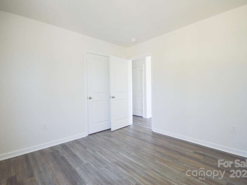 9 Lillian Lane, Hendersonville, NC 28792.  MLS# CAR4184109, YatesRealty ID 12247. 