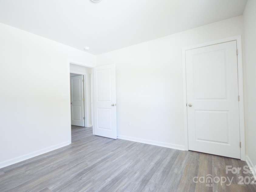 9 Lillian Lane, Hendersonville, NC 28792.  MLS# CAR4184109, YatesRealty ID 12247. 