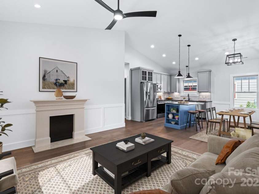 31 Verde Drive, Asheville, NC 28806.  MLS# CAR4190679, YatesRealty ID 12248. (virtually staged)