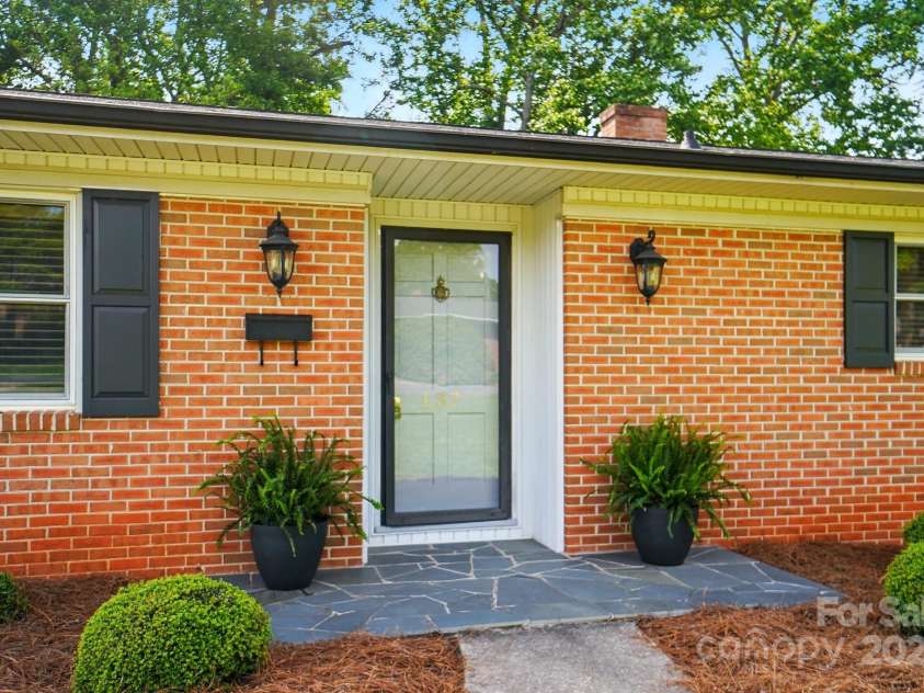 137 Burton Hills Circle, Gastonia, NC 28054.  MLS# CAR4253706, YatesRealty ID 12249. 