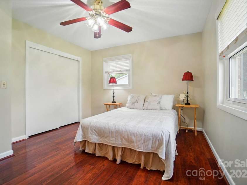 137 Burton Hills Circle, Gastonia, NC 28054.  MLS# CAR4253706, YatesRealty ID 12249. 