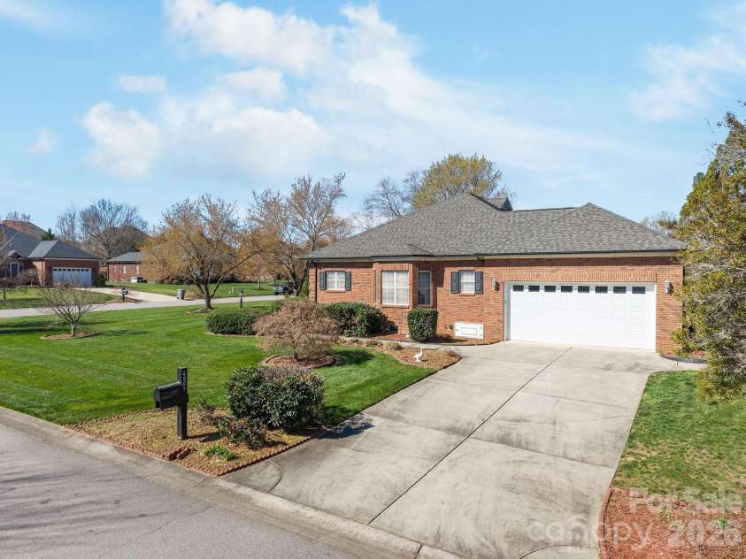 4801 Sherborne Drive, Harrisburg, NC 28075.  MLS# CAR4356275, YatesRealty ID 12249. 