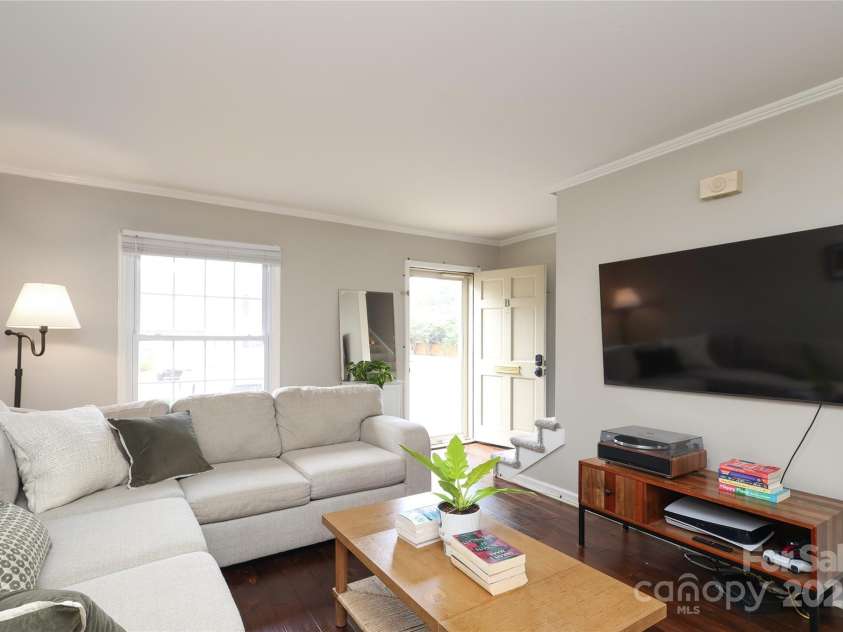 3722 Park Road, Charlotte, NC 28209.  MLS# CAR4306326, YatesRealty ID 1225. 