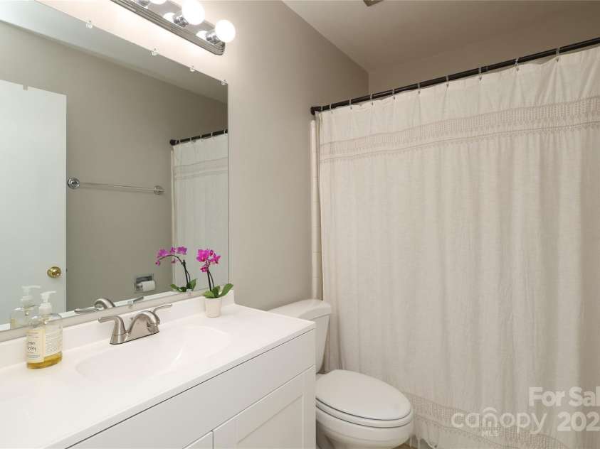 3722 Park Road, Charlotte, NC 28209.  MLS# CAR4306326, YatesRealty ID 1225. 