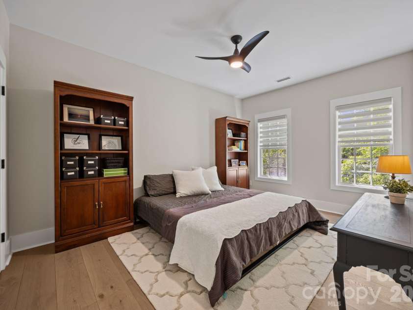 241 Faulkner Way, Davidson, NC 28036.  MLS# CAR4368372, YatesRealty ID 12250. 