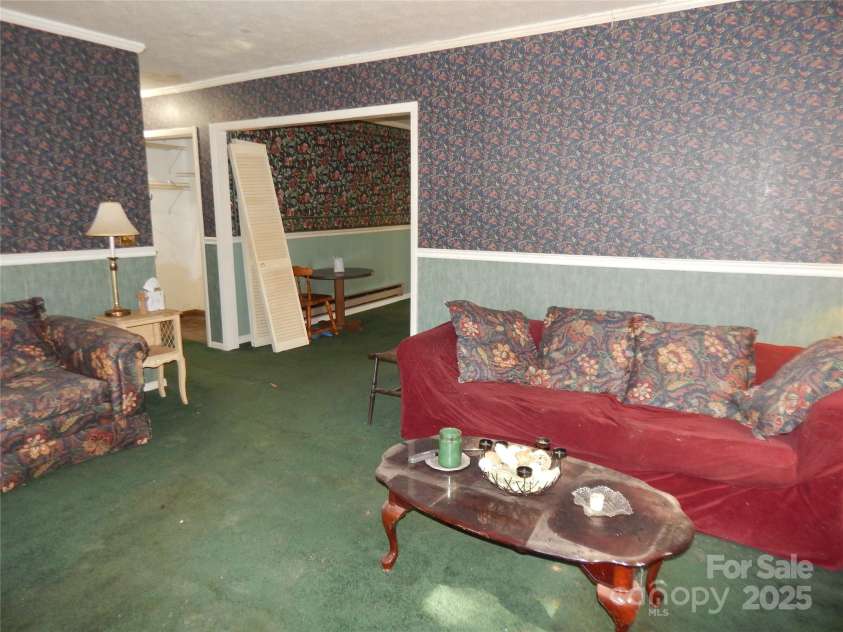 81 Fairview Heights Road, Waynesville, NC 28786.  MLS# CAR4249219, YatesRealty ID 12250. 