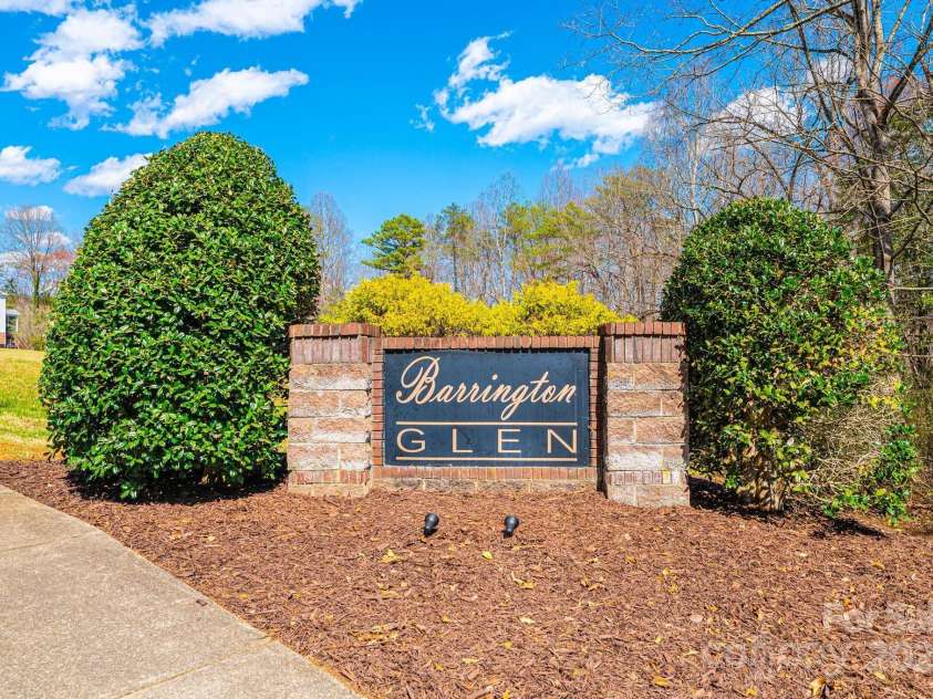 1001 Barrington Drive, Lenoir, NC 28645.  MLS# CAR4231102, YatesRealty ID 12251. 