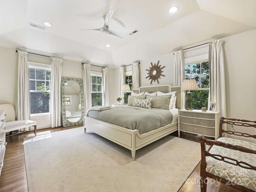 2018 Radcliffe Avenue, Charlotte, NC 28207.  MLS# CAR4248398, YatesRealty ID 12252. Primary Bedroom