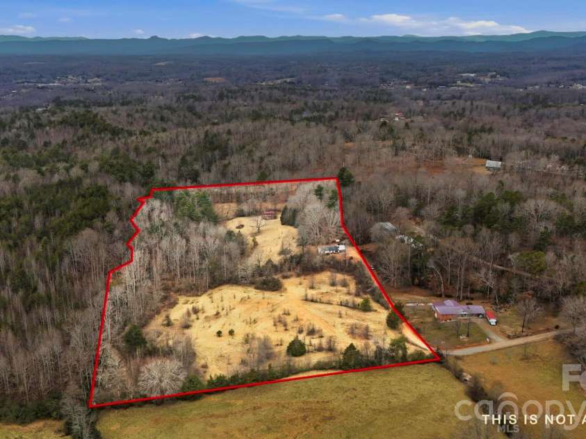 2630 Bluebird Lane, Lenoir, NC 28645.  MLS# CAR4337988, YatesRealty ID 12252. 