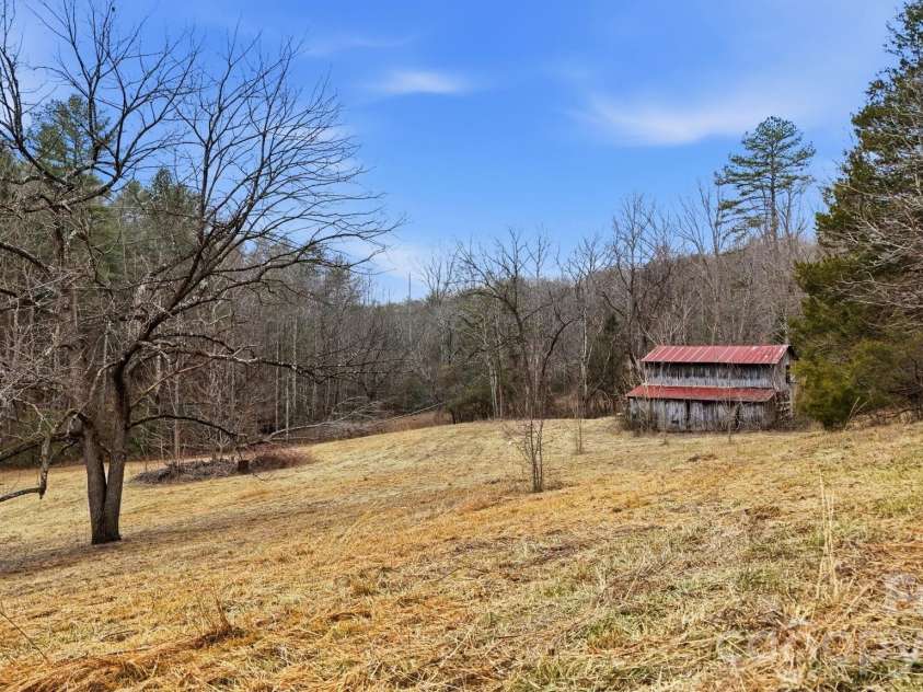 2630 Bluebird Lane, Lenoir, NC 28645.  MLS# CAR4337988, YatesRealty ID 12252. 