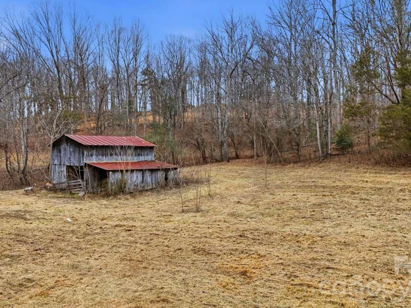 2630 Bluebird Lane, Lenoir, NC 28645.  MLS# CAR4337988, YatesRealty ID 12252. 