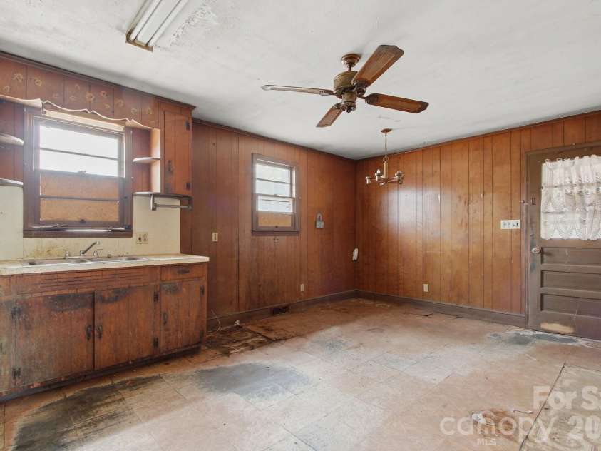 2630 Bluebird Lane, Lenoir, NC 28645.  MLS# CAR4337988, YatesRealty ID 12252. 