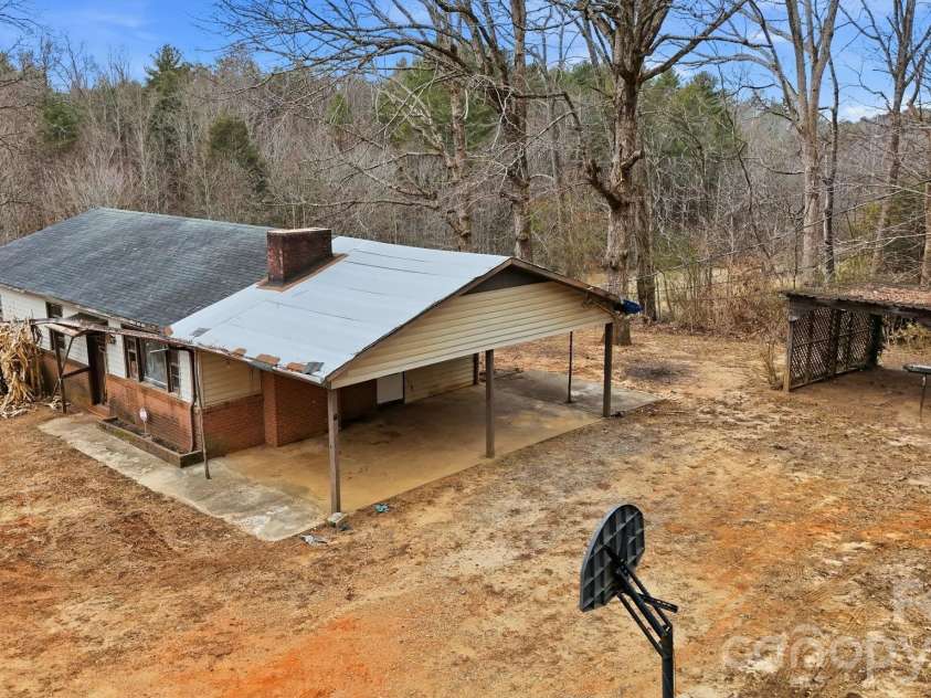 2630 Bluebird Lane, Lenoir, NC 28645.  MLS# CAR4337988, YatesRealty ID 12252. 