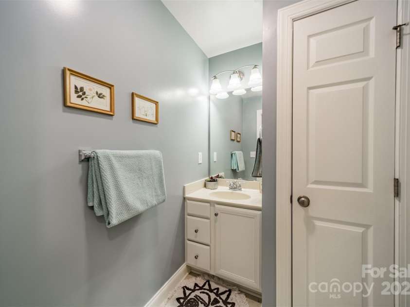228 Red Dog Drive, Mooresville, NC 28115.  MLS# CAR4245955, YatesRealty ID 12253. Shared bath, each with private vanity and linen closet
