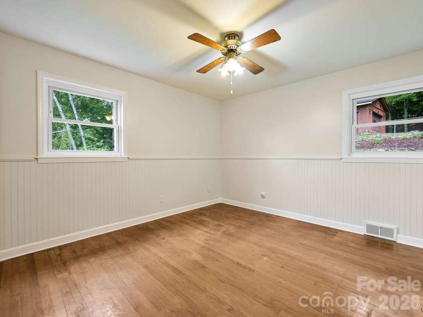 651 Case Cove Road, Candler, NC 28715.  MLS# CAR4335473, YatesRealty ID 12253. 