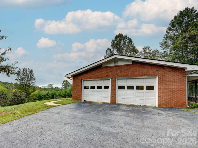 651 Case Cove Road, Candler, NC 28715.  MLS# CAR4335473, YatesRealty ID 12253. 