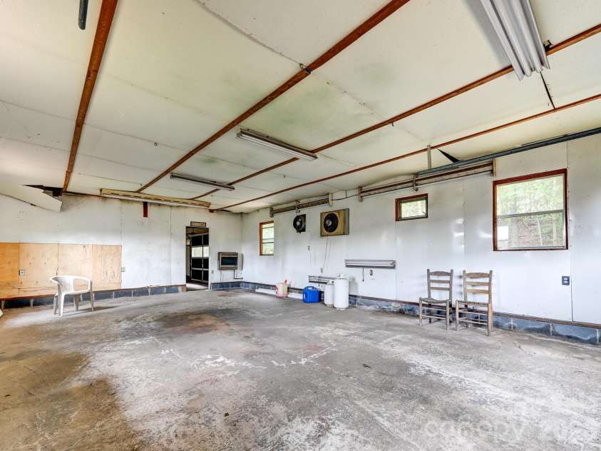 651 Case Cove Road, Candler, NC 28715.  MLS# CAR4335473, YatesRealty ID 12253. 