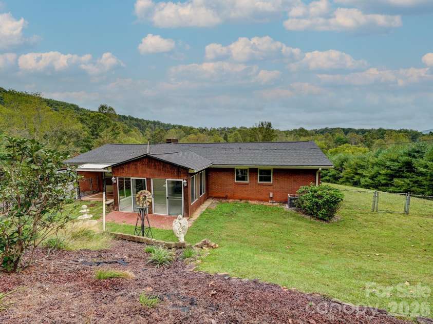 651 Case Cove Road, Candler, NC 28715.  MLS# CAR4335473, YatesRealty ID 12253. 