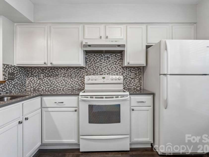 1344 Maple Shade Lane, Charlotte, NC 28270.  MLS# CAR4354292, YatesRealty ID 12255. 
