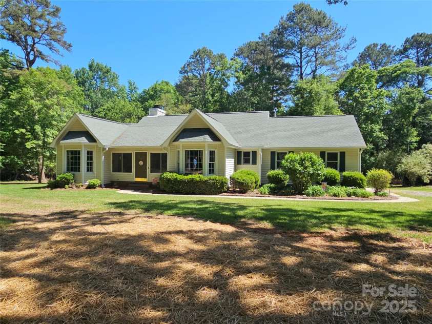 5903 WM Griffin Road, Monroe, NC 28112.  MLS# CAR4253500, YatesRealty ID 12256. 