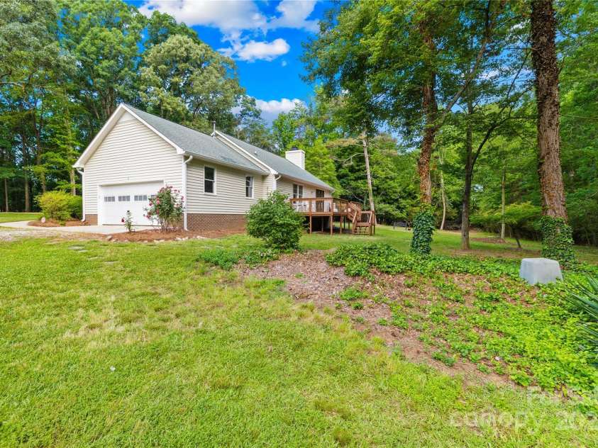 5903 WM Griffin Road, Monroe, NC 28112.  MLS# CAR4253500, YatesRealty ID 12256. 
