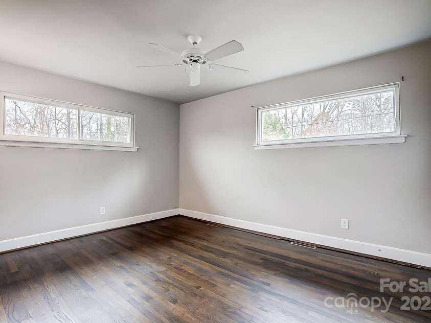 2504 Juniper Drive, Charlotte, NC 28269.  MLS# CAR4209473, YatesRealty ID 12257. Primary bedroom