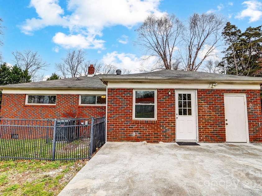 2504 Juniper Drive, Charlotte, NC 28269.  MLS# CAR4209473, YatesRealty ID 12257. Rear patio exterior elevation