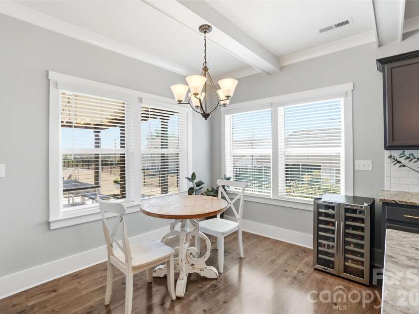 1338 Whistling Lane, York, SC 29745.  MLS# CAR4361547, YatesRealty ID 12258. Dining area