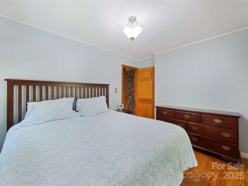 1192 Rockdale Road, Whittier, NC 28789.  MLS# CAR4239563, YatesRealty ID 12259. 