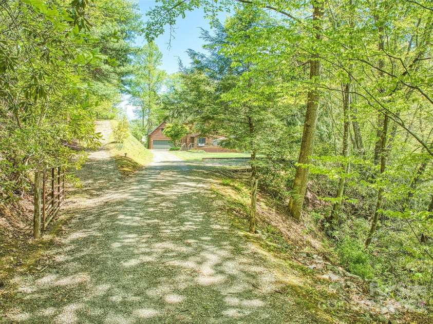 1192 Rockdale Road, Whittier, NC 28789.  MLS# CAR4239563, YatesRealty ID 12259. Private driveway