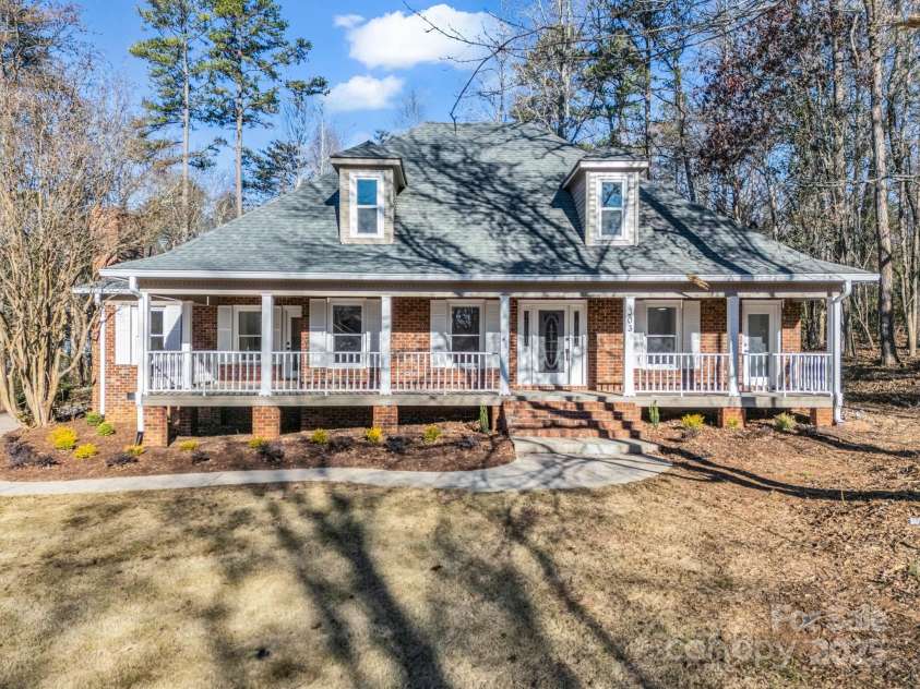 303 Fairforest Drive, Rutherfordton, NC 28139.  MLS# CAR4324733, YatesRealty ID 12262. 