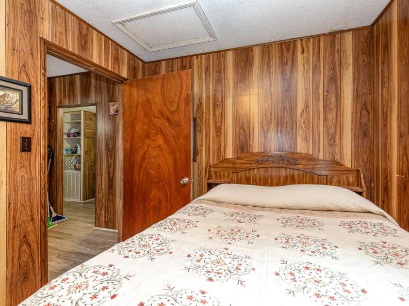 6804 Lineberger Road, Denver, NC 28037.  MLS# CAR4253268, YatesRealty ID 12262. 