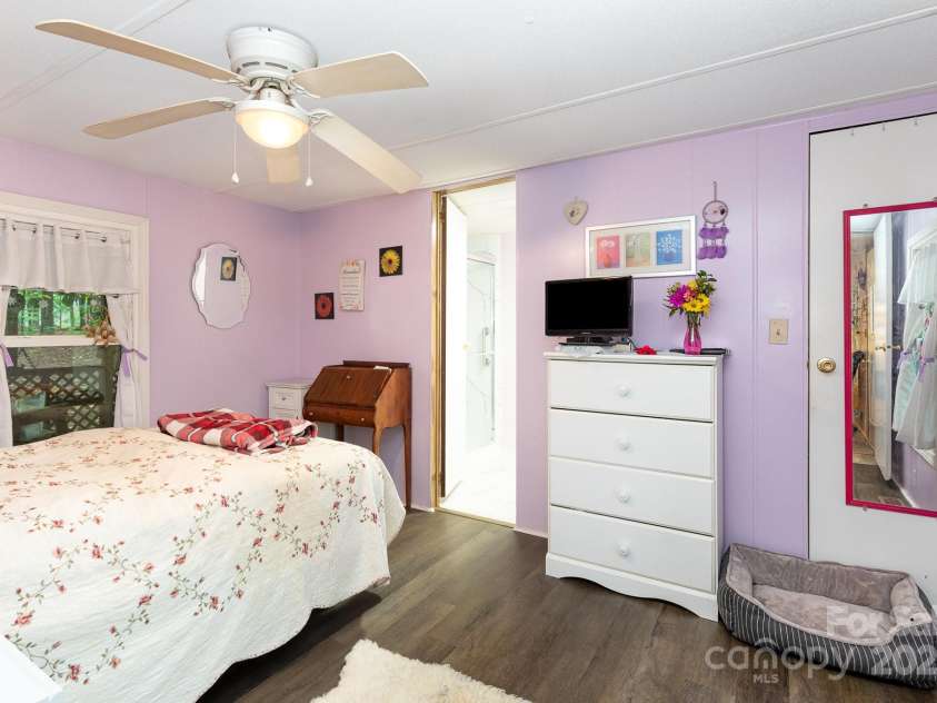 6804 Lineberger Road, Denver, NC 28037.  MLS# CAR4253268, YatesRealty ID 12262. 