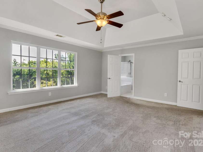 1458 Bedlington Drive, Charlotte, NC 28269.  MLS# CAR4257940, YatesRealty ID 12263. 