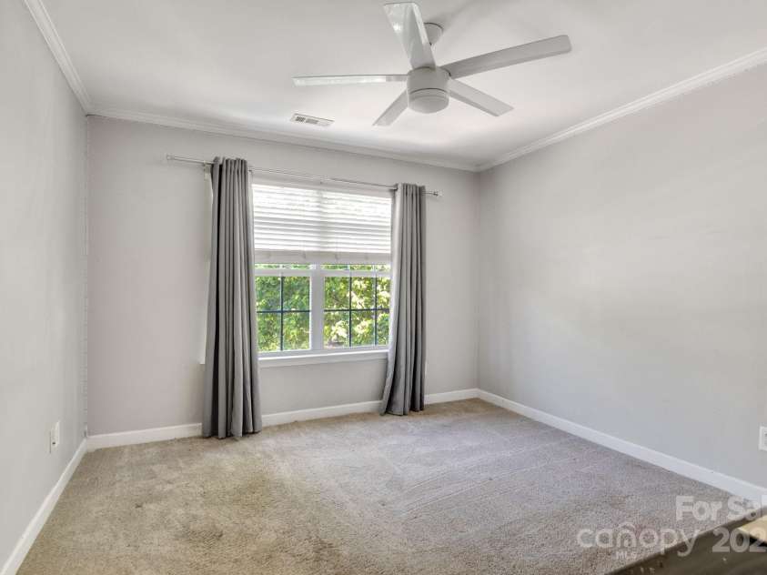 1458 Bedlington Drive, Charlotte, NC 28269.  MLS# CAR4257940, YatesRealty ID 12263. 