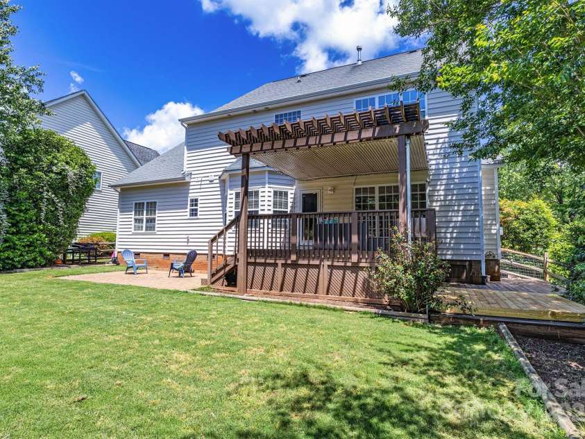 1458 Bedlington Drive, Charlotte, NC 28269.  MLS# CAR4257940, YatesRealty ID 12263. 