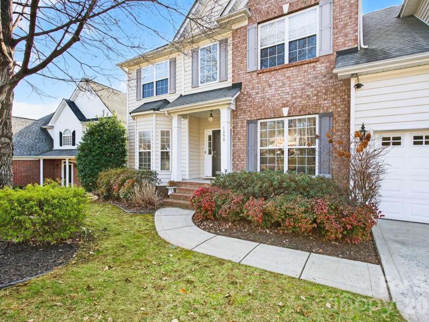 1458 Bedlington Drive, Charlotte, NC 28269.  MLS# CAR4338166, YatesRealty ID 12263. 