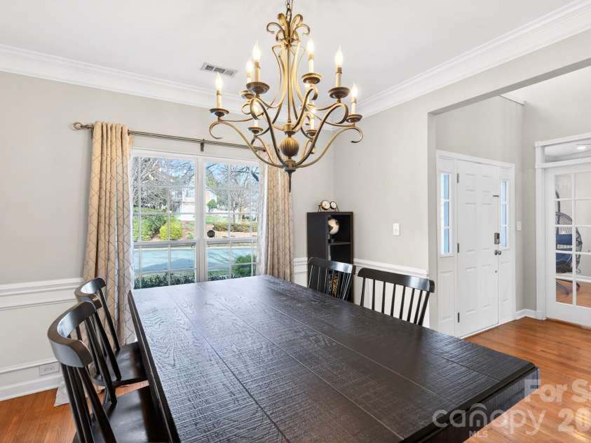 1458 Bedlington Drive, Charlotte, NC 28269.  MLS# CAR4338166, YatesRealty ID 12263. 